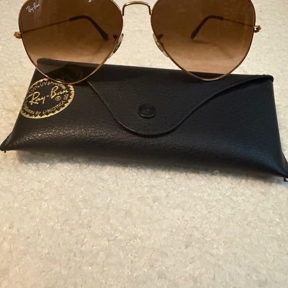 Ray-Ban Gold Sunglasses with Brown Lenses - Picture 1 of 3